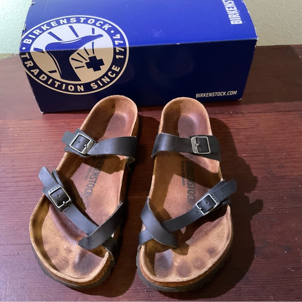 Birkenstock Mayari Black oiled leather size 38, 7 Sandals, regular fit w/box